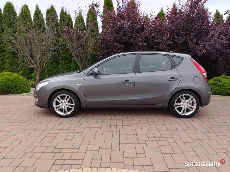 Hyundai i30 2008r 20i 143 181000 Skóry Tempomat lakier metallic Witkowo