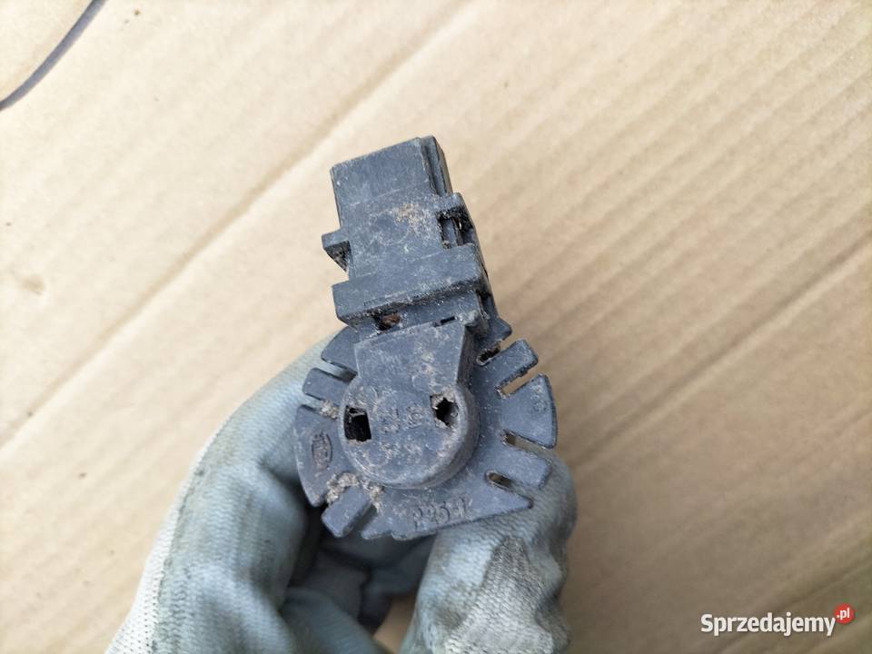 AUDI 80 B3 B4 A6 C4 WKŁAD ŻARÓWKI TYLNEJ LAMPY lubelskie Kamień-Kolonia
