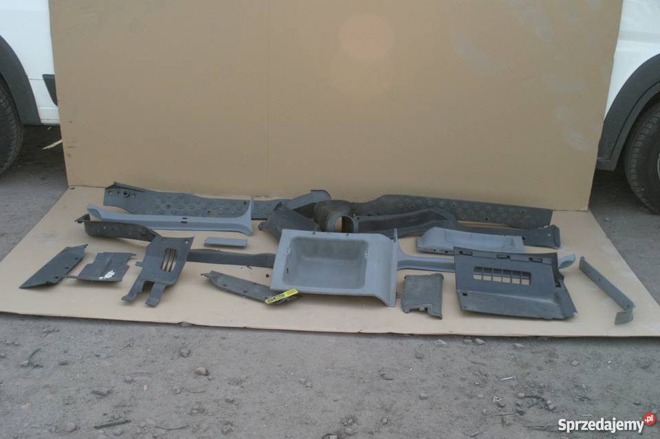 MERCEDES ACTROS MP2 PLASTIKI MASKOWNICA KLAPKA