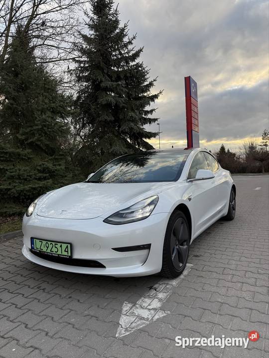Tesla model 3 dual motors AWD czujnik martwego pola Zamość