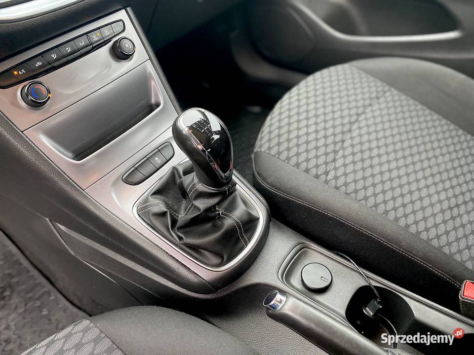 Opel Astra 16 Sport Tourer