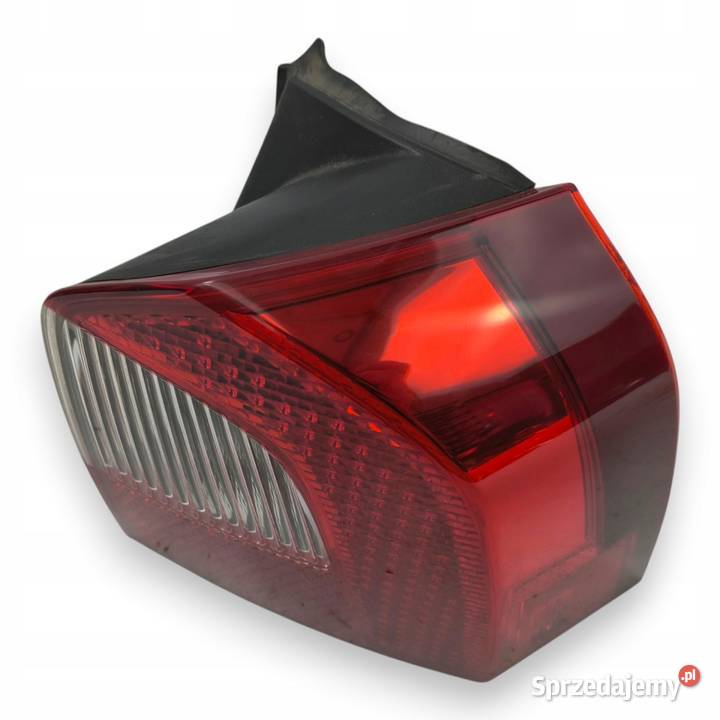 LAMPA PRAWA Volvo V70 III XC70 20072013 tylna Chełm