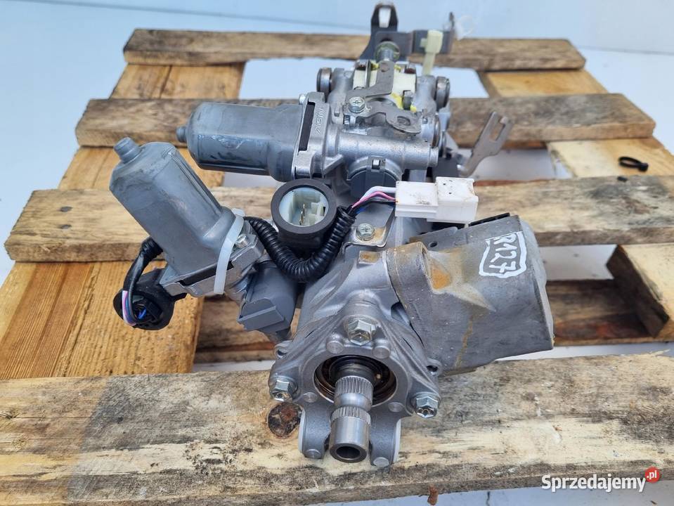 Toyota Camry 8 VIII 17 ELEKTRYCZNA KOLUMNA Części samochodowe Rudka