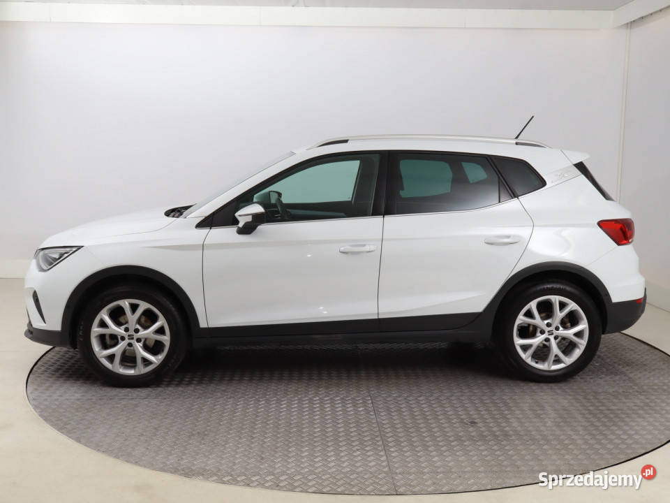 Seat Arona 15 TSI Rok produkcji 2022 Arona