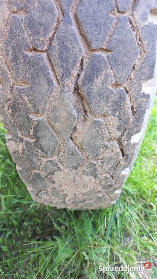 Wóz ciągnikowy solidny Szebnie