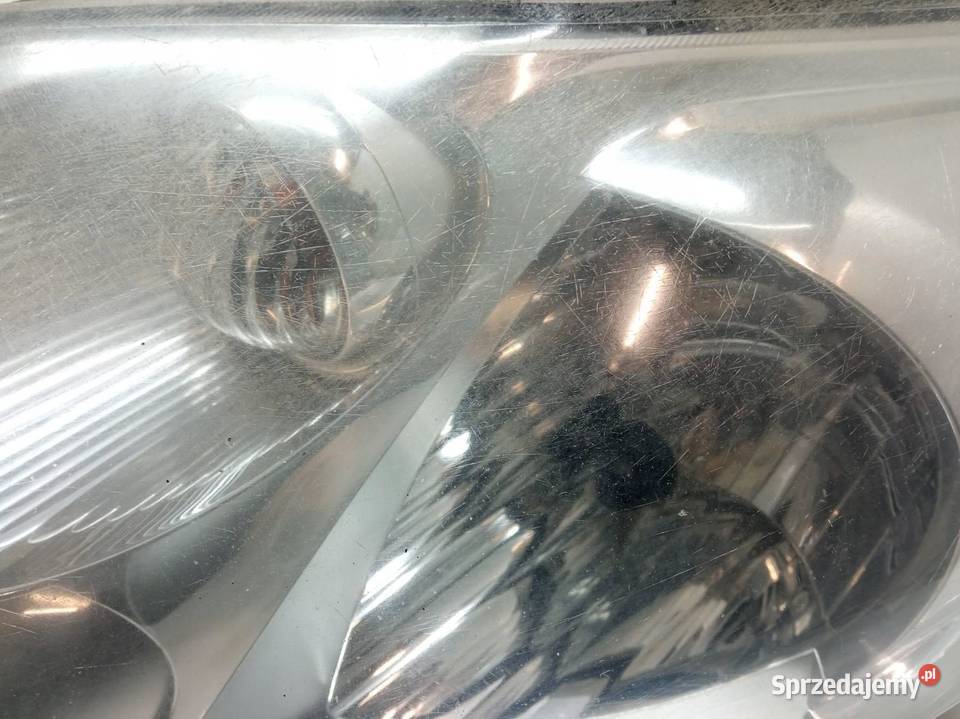 LAMPA PRZÓD LEWA EU SOCZEWKA 8117002460 Toyota