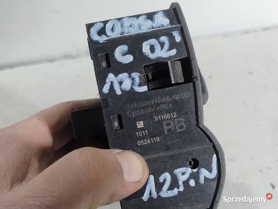 PANEL WŁĄCZNIK ŚWIATEŁ 12 PIN OPEL CORSA C Panele sterowania, przełączniki sprzedam