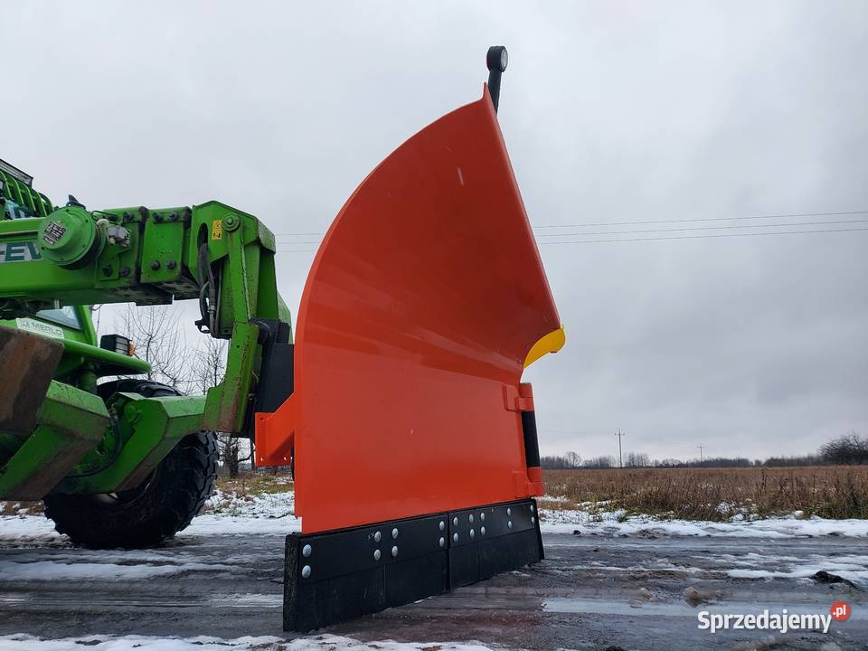 Pług śnieżny STRZAŁKOWY 2426283033m Mocowanie do nieuszkodzony Karpacz sprzedam