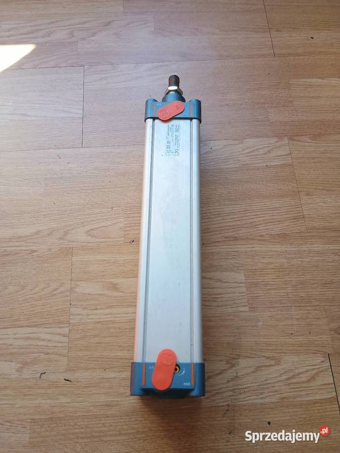 Siłownik pneumatyczny firmy Metal Work Czersk