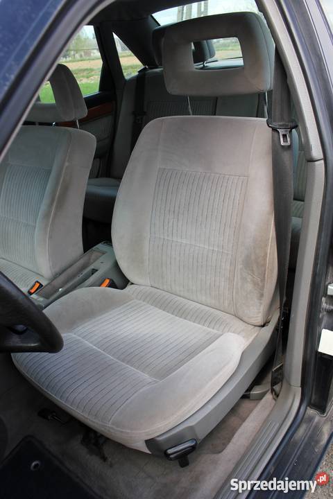 Fotele z boczkami audi 100 a6 c4 Apteczka w sprzedam