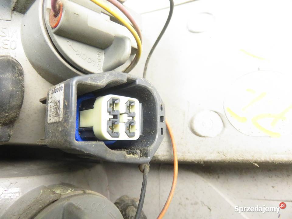 LAMPA PRAWA TYLNA FORD FOCUS MK3 Turnier Lampy tylne małopolskie