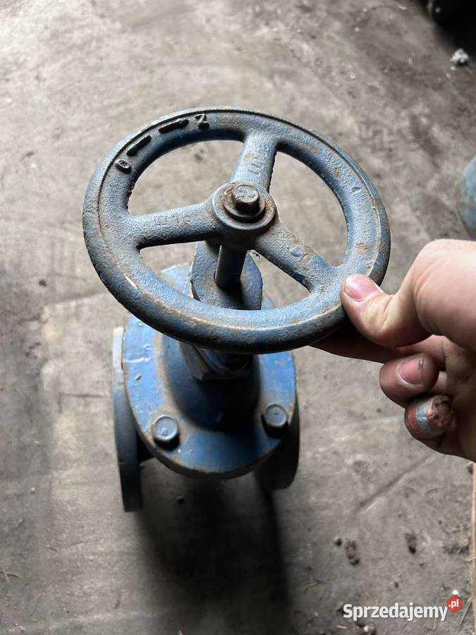 Zawory Zawór zaporowy zasuwa klinowa DN Śmigiel sprzedam