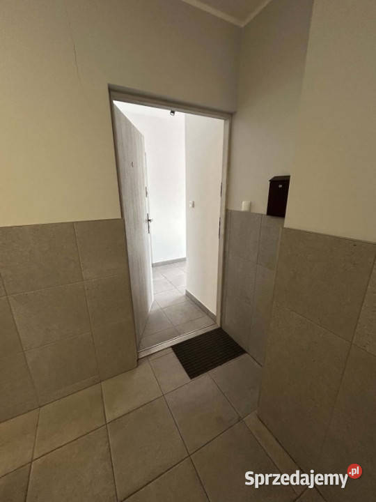 Nowoczesny lokal do wynajęcia w centrum Słupcy 42m2