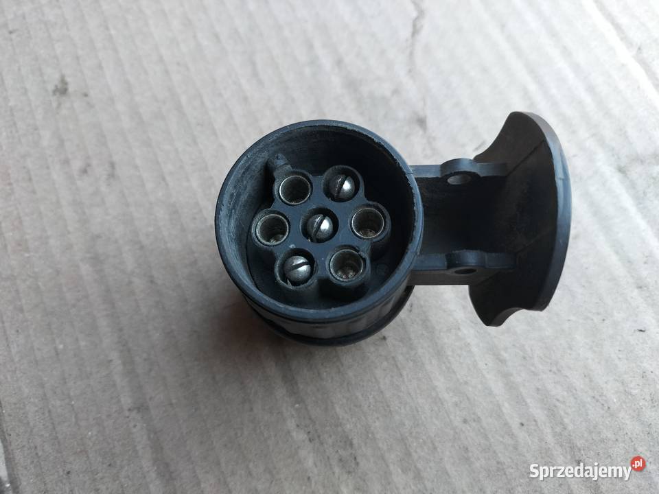 AUDI REDUKCJA GNIAZDA KOSTKI HAKA Kamień-Kolonia