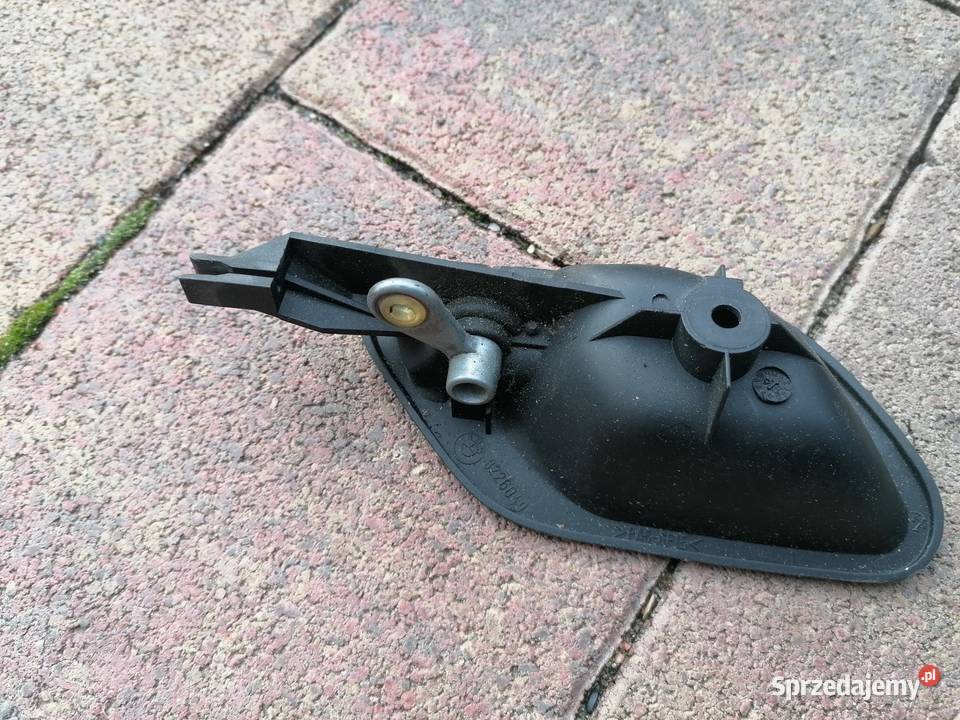 Klamka wewnętrzna drzwi lewa BMW OE 8226049 Części samochodowe lubuskie Skwierzyna