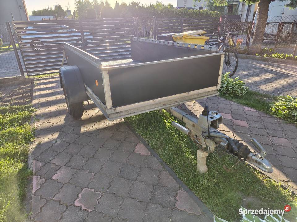 Sprzedam przyczepkę sprowadzoną z dokumentami Rok produkcji 1999 wielkopolskie Gniezno