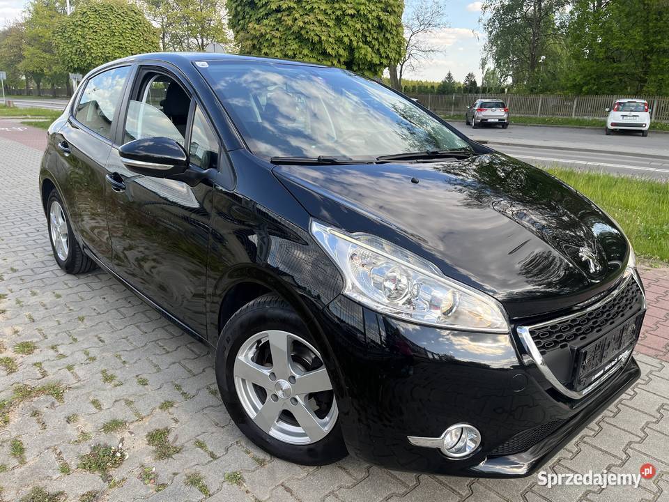 PEUGEOT 208 14 Benzyna 2012 centralny zamek Ostrowiec Świętokrzyski