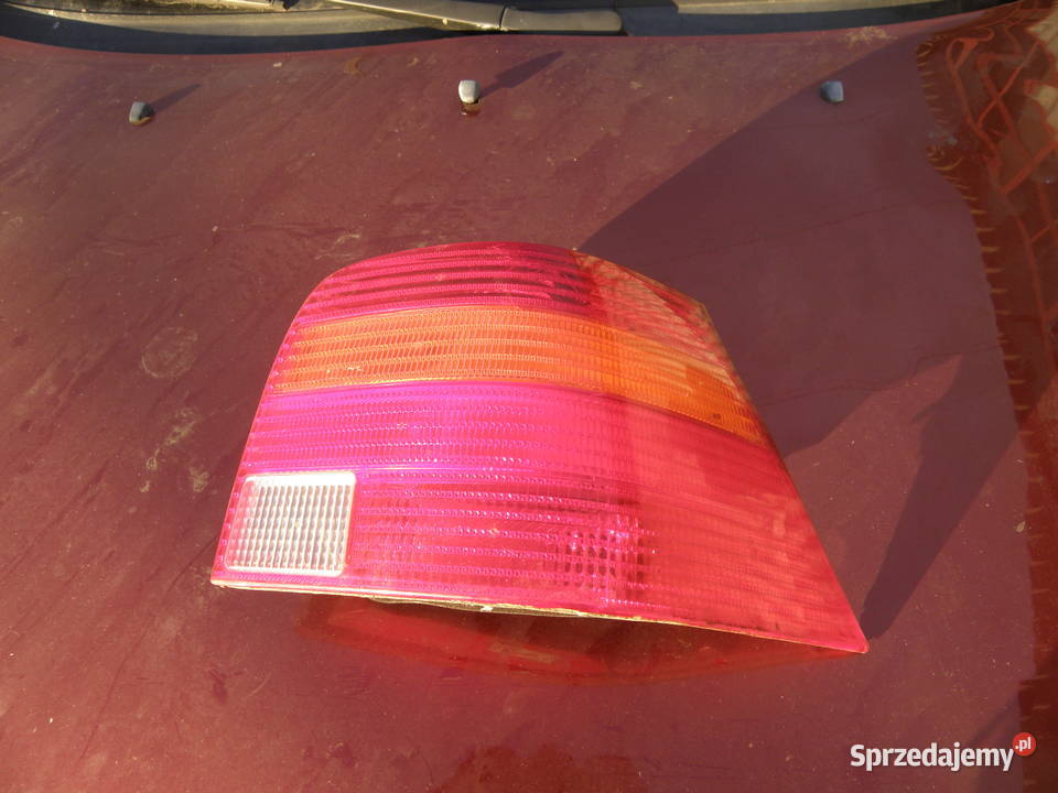 Lampa tylna prawa lewa Volkswagen Golf IV 9703 sprzedam