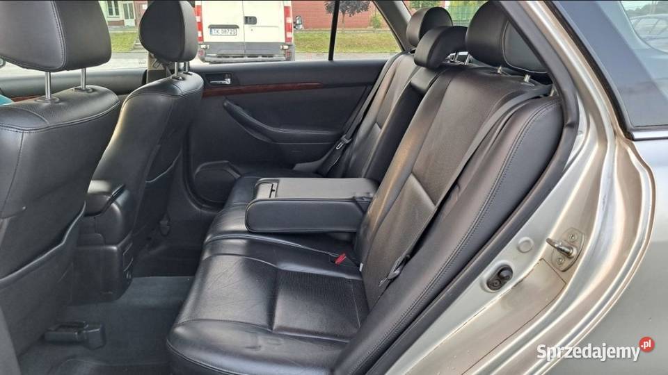 Toyota Avensis 20 D4D podgrzewane fotele Świerklany