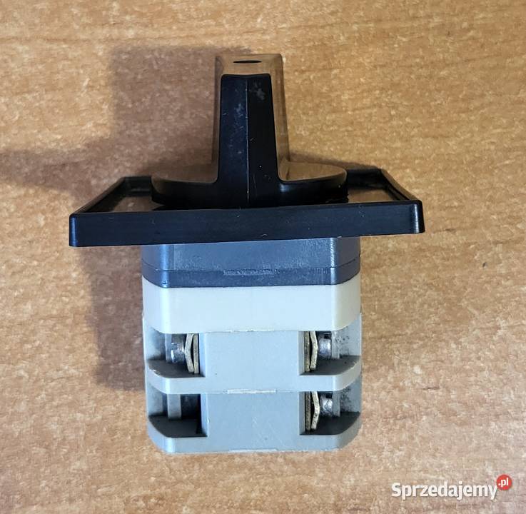 Łącznik krzywkowy pakietowy Obzor VS161 500V 16A Włodawa