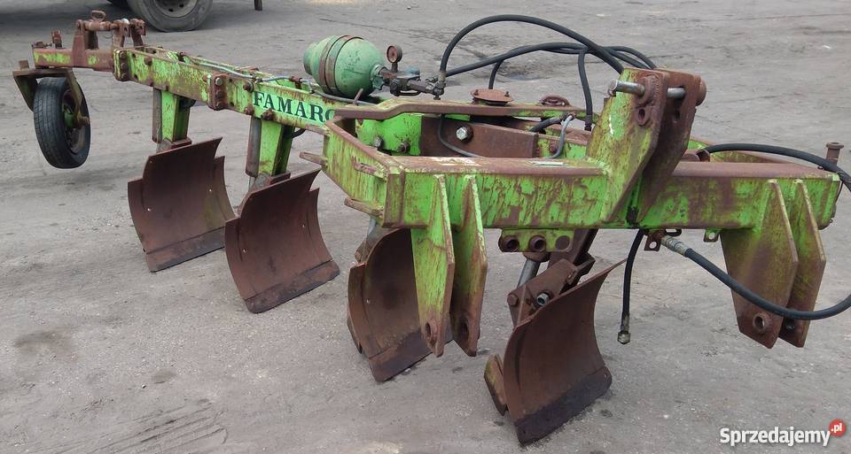 Pług Famarol U1252 4 skiby Kargowa