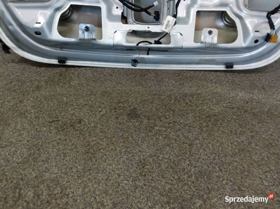 KLAPA TYŁ SZYBA SREBRNA Seat Leon II 20052012