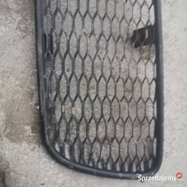 Atrapa grill Audi a4 b5 metal osobowe lubuskie Gubin