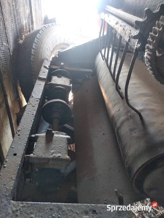 Rozsiewacz nawozuwapna RCW3 taśmowy Sikorzyce