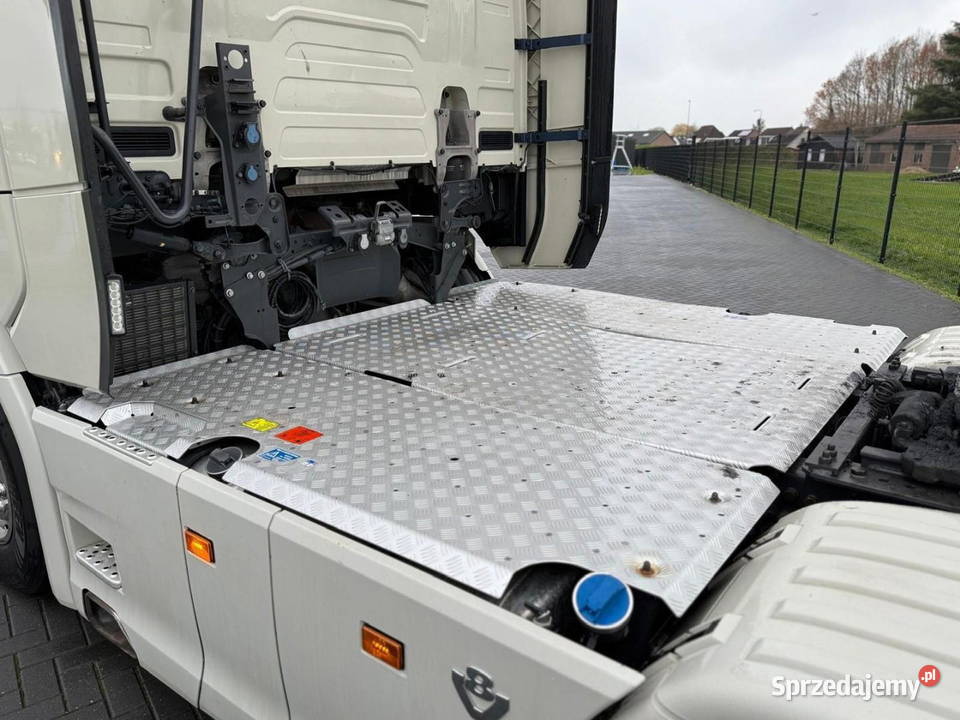 Ciagnik siodlowy 6x4 Scania Ciągniki siodłowe