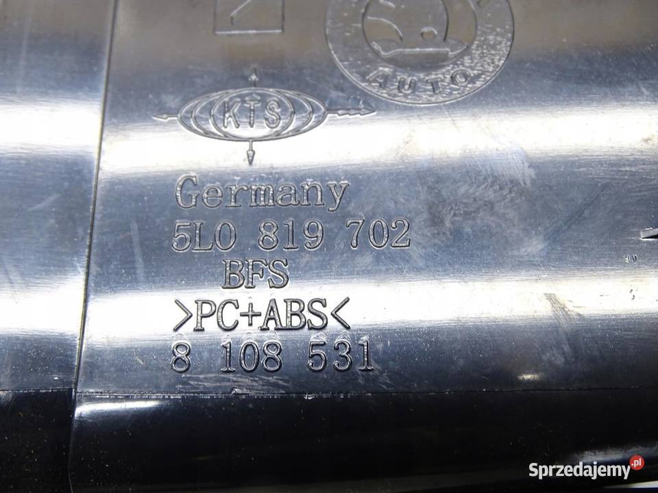 KRATKA NAWIEWU PRAWA PRAWY PRZÓD 5L0819702 SKODA