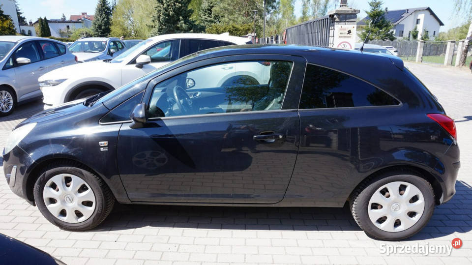 Opel Corsa zarejestrowany ubezpieczony Gwarancja benzyna Zielona Góra