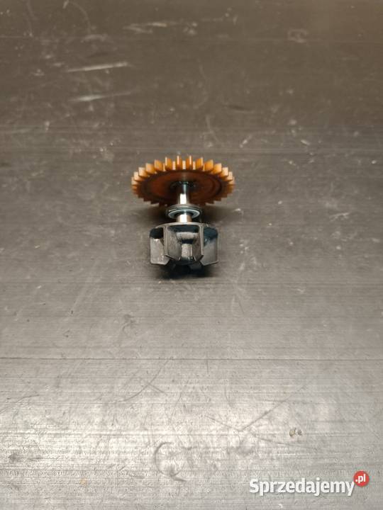 Pompa wody wirnik tryb zębatka części Suzuki DRZ Gołaczewy sprzedam