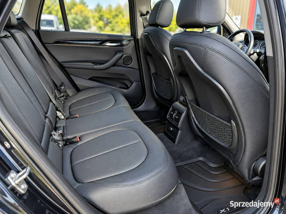 BMW X1 II F48 2015 2000cm3 Sadlno