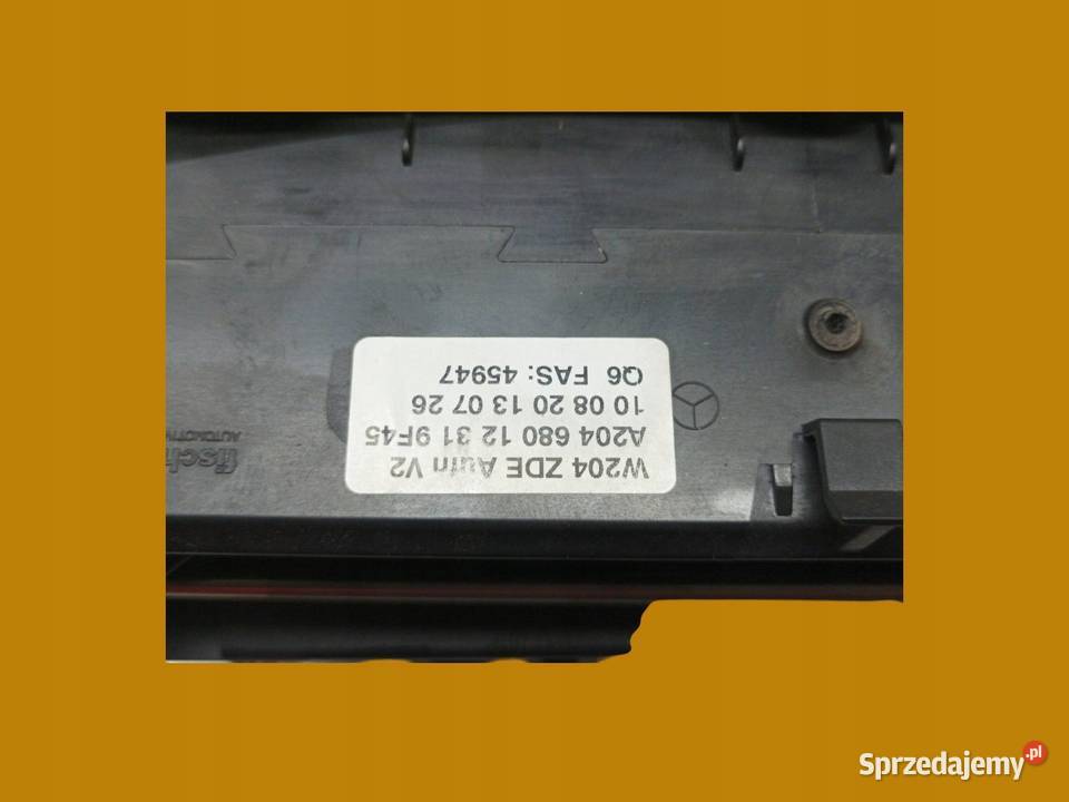 WYŚWIETLACZ A2046801231 MercedesBenz Cklasa III