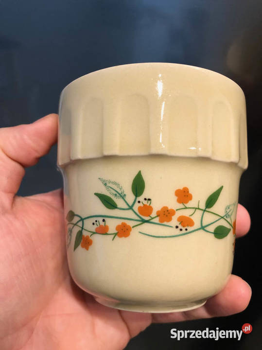 Kubki barowe PRL Tułowice koloru beżowego zestaw