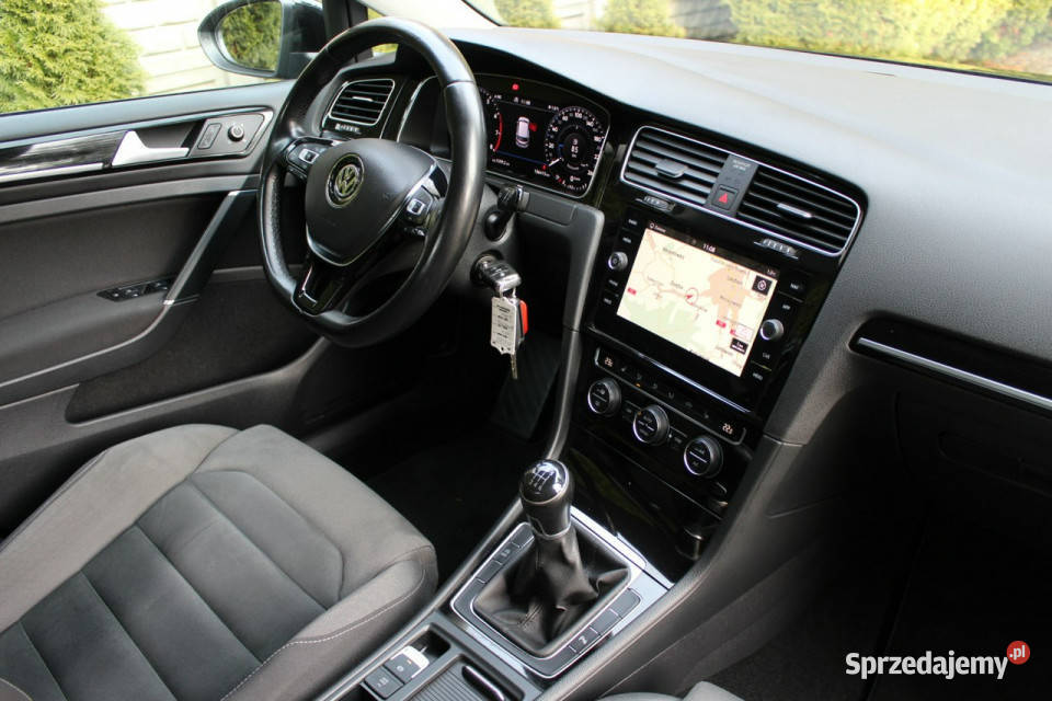 Volkswagen Golf 15 TSI 150 BMT Highline Zegary Lubań