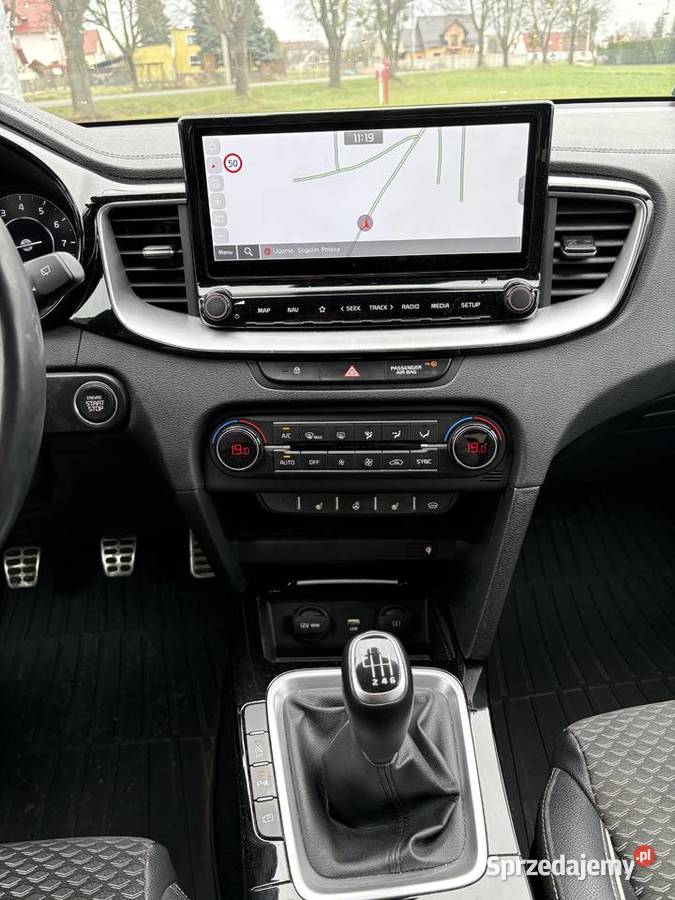 Kia Ceed 15 TGDI L Business Line Siedlec sprzedam