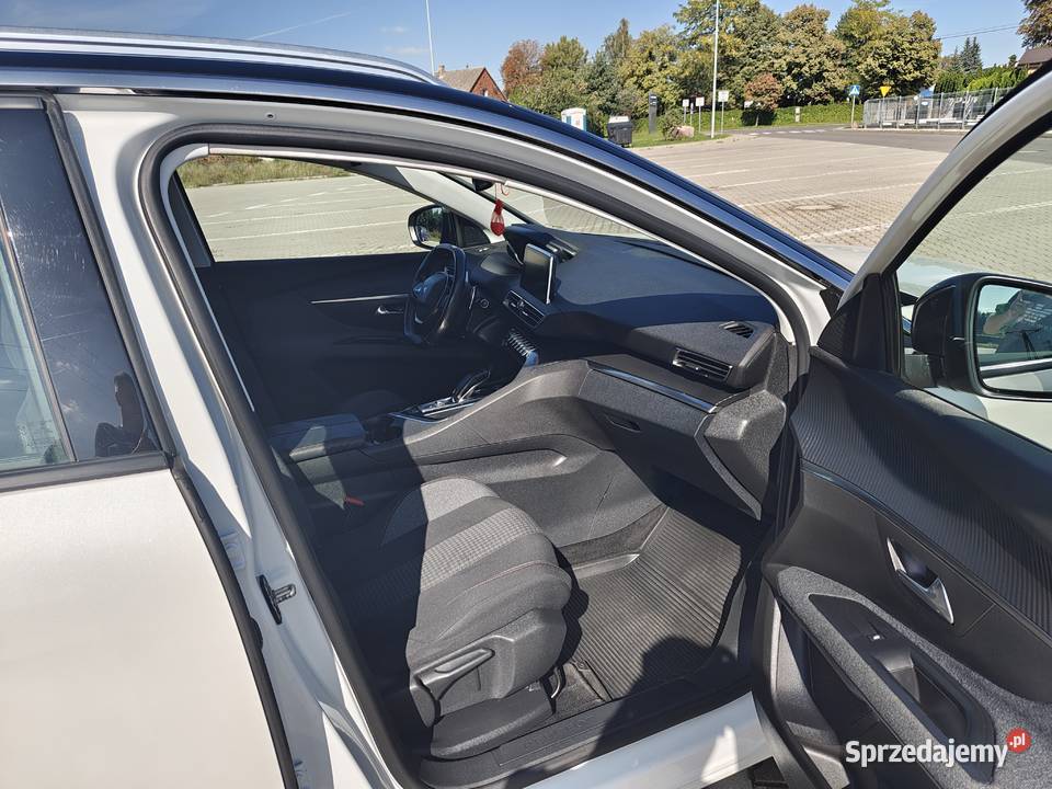 Peugeot 5008 16 benzyna 165 asystent pasa ruchu wielkopolskie Pleszew