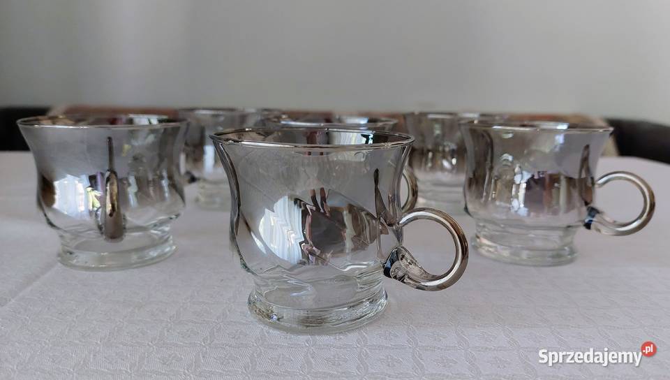 Filiżanki szklane z Huty Laura PRL 6 sztuk Józefów
