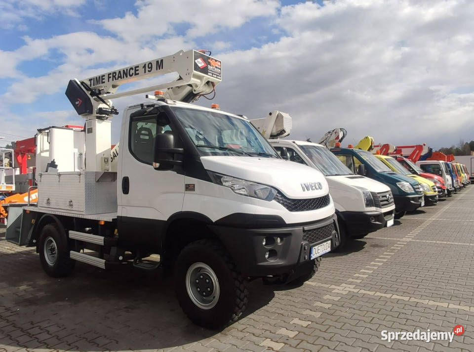 Iveco Daily 55S17W 4x4 Zwyżka 19m Versalift Lat ABS Widełki