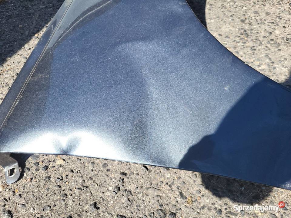 Volvo v50 2010r 45516 błotnik prawy przód