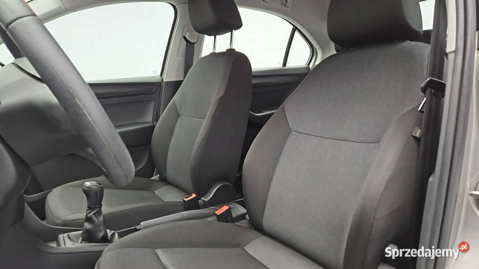 koda RAPID 10 TSI Active Z Polskiego Salonu czujnik zmierzchu Warszawa sprzedam