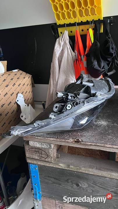 Toyota Corolla E210 lampa lewa LED oryginał mazowieckie Grodzisk Mazowiecki