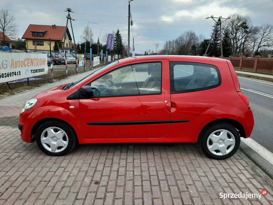 Renault Twingo KLIMA Udokumentowane 110 2 Rok produkcji 2011