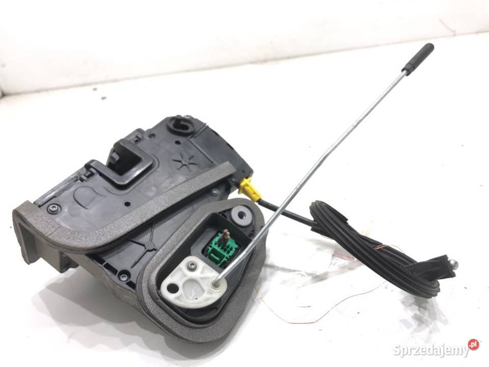 ZAMEK DRZWI PRAWY TYŁ OPEL ASTRA K Hatchback