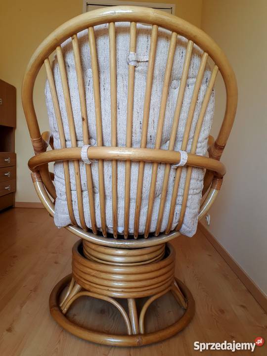 fotel rattanowy bujanoobrotowy Luboń