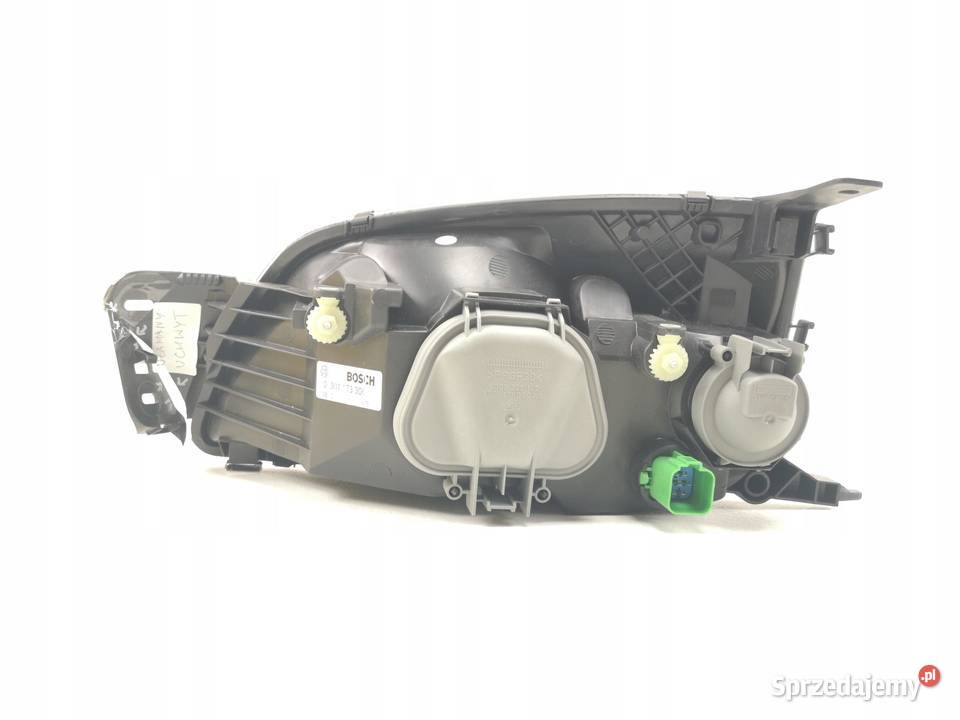 LAMPA PRAWY PRZÓD FORD FIESTA 9502 NOWA BOSCH