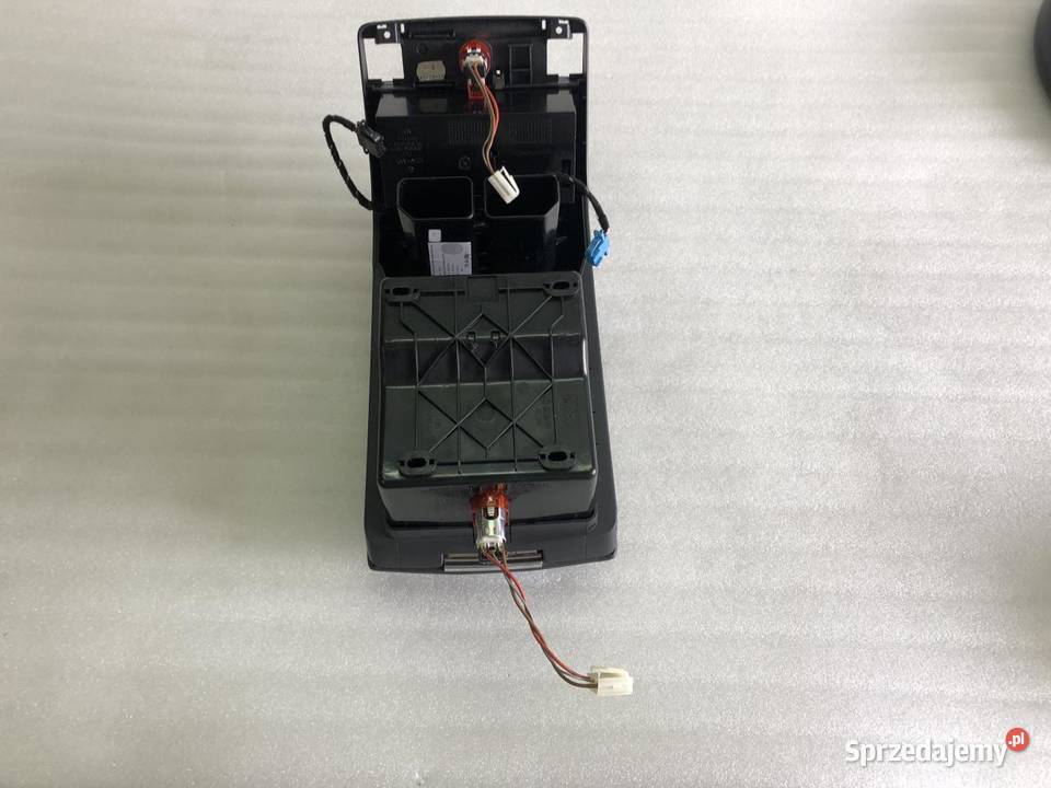 KRATKA PODŁOKIETNIK 3D0819203E VW PHAETON osobowe