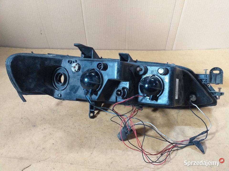 135G OPEL VECTRA B LIFT Xenon Reflektor Lampa osobowe Włoszczowa