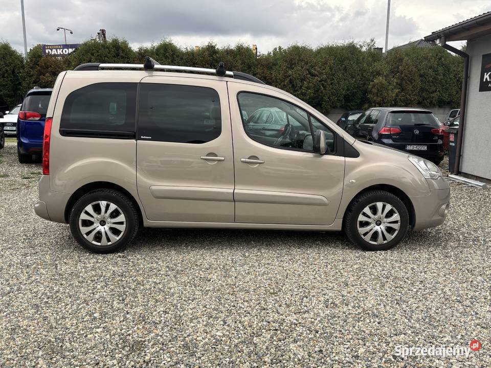 Citroen Berlingo z 2010r 4/5 Paniówki